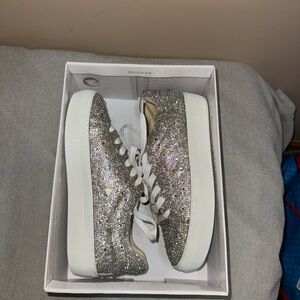 Dry Goods Silver Glitter Women's Sneakers Size 7. New in Box!